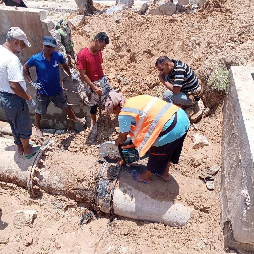 تقرير دولي: ثلثا سكان عدن بلا ماء وانقطاع الكهرباء يعمّق مأساة الصيف بالمدينة