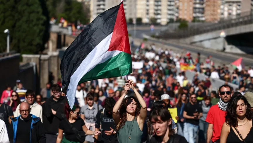 مظاهرات غير مسبوقة في إيطاليا رفضًا لموقف ميلوني ودعمًا لغزة